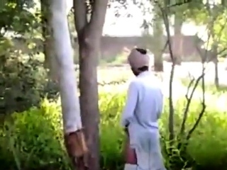 str8 busting India  jerk in public