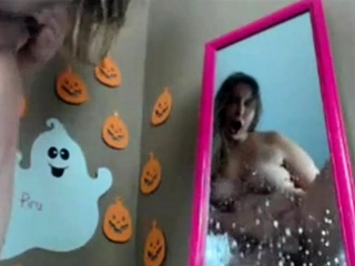 Teen squirts on mirror