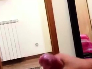La mia ex di roma mi fa una sega e mi fa sborrare