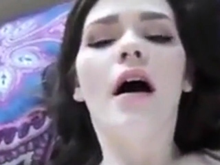Tremendous facial ending to this girls fucking